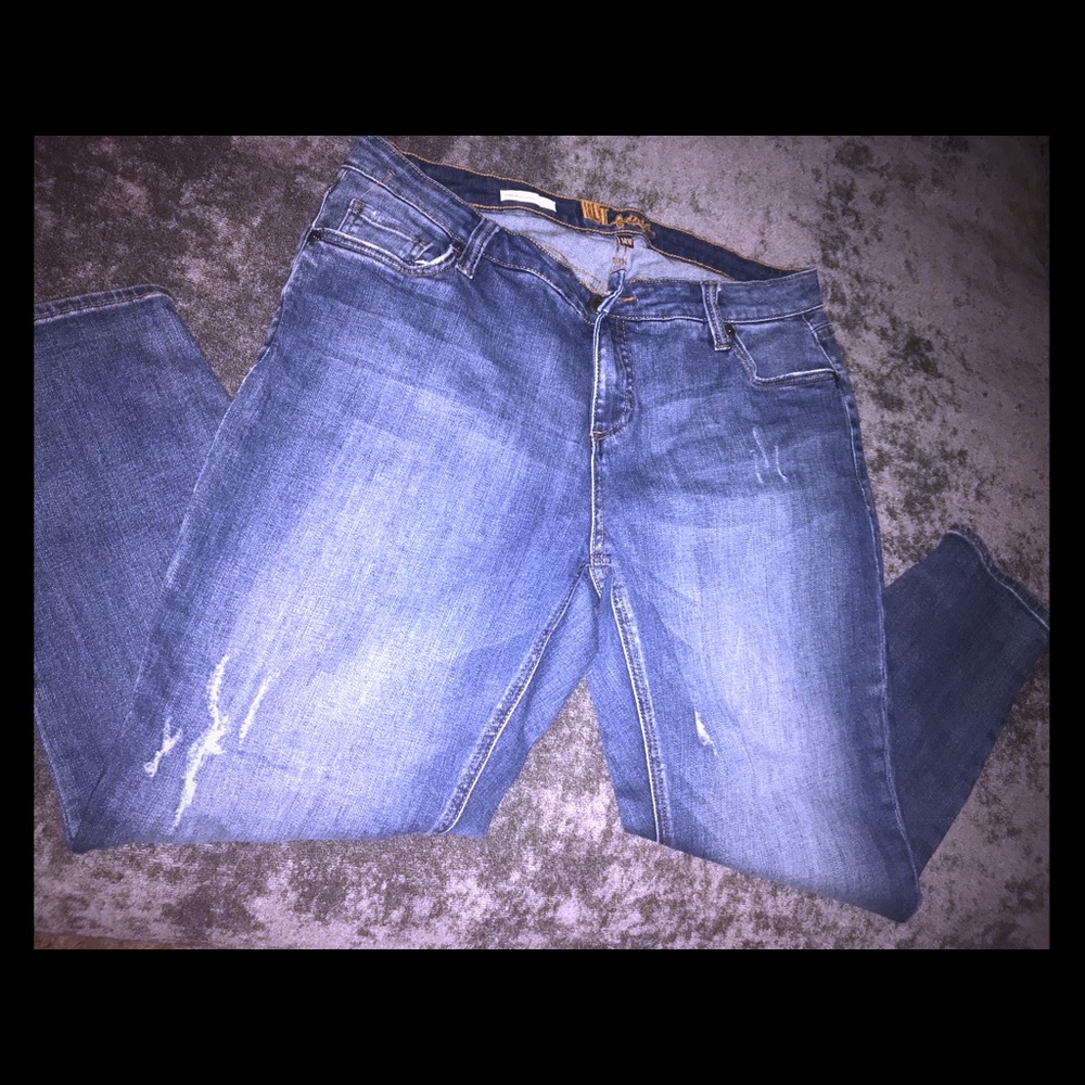 KUT Stacia Boyfriend Jeans